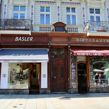 Apartman Sylva Na Stare Louce 42 Karlovy Vary Exterior photo