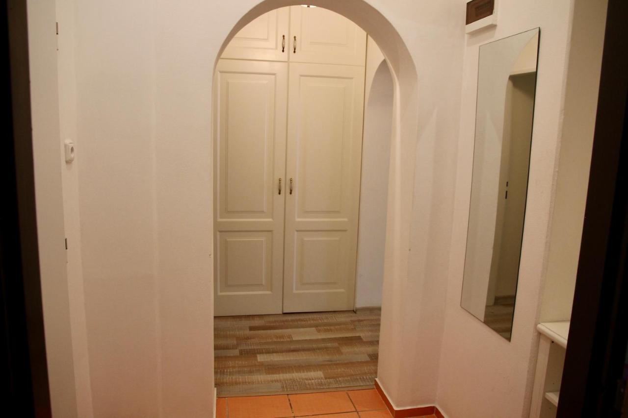 Apartman Sylva Na Stare Louce 42 Karlovy Vary Exterior photo